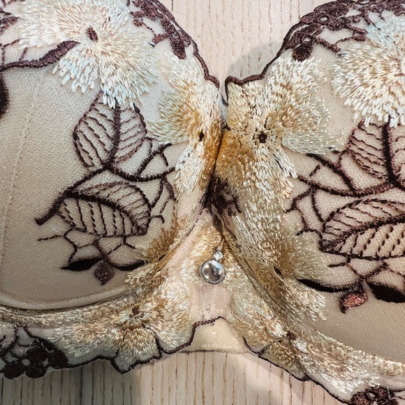 Women Super Push Up Bra Embroidery Lingerie Lace sexy floral Thick Padded Bras - Picture 14 of 15